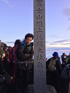 富士山に挑戦。